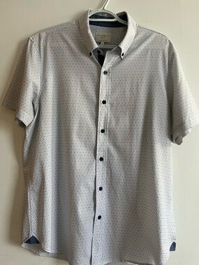 Construct Casual Short-Sleeve Button-Down Shirt in White with Navy Dots